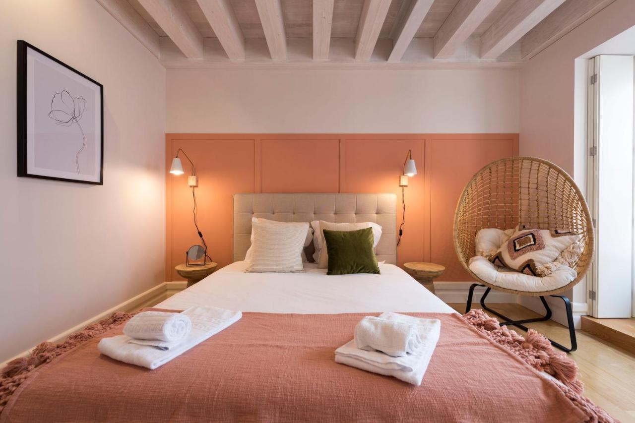 Mouzinho Luxury 3Br Flat L 5 Min Walk To Ribeira By Lovelystay Porto Ngoại thất bức ảnh