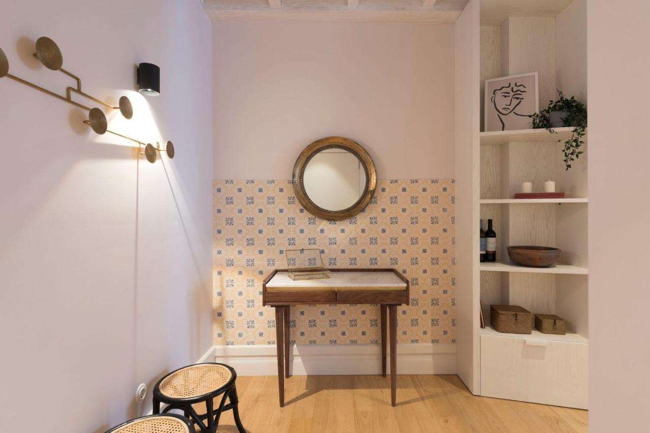 Mouzinho Luxury 3Br Flat L 5 Min Walk To Ribeira By Lovelystay Porto Ngoại thất bức ảnh