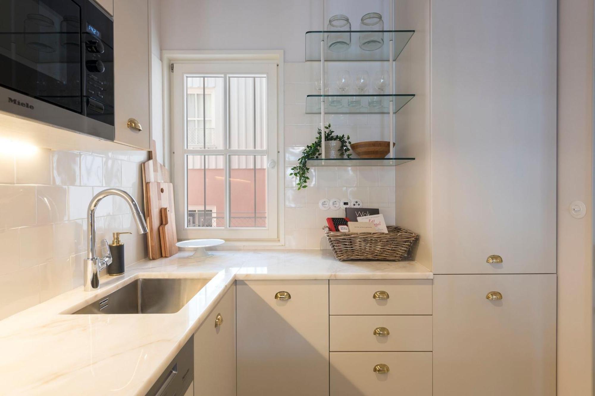 Mouzinho Luxury 3Br Flat L 5 Min Walk To Ribeira By Lovelystay Porto Ngoại thất bức ảnh